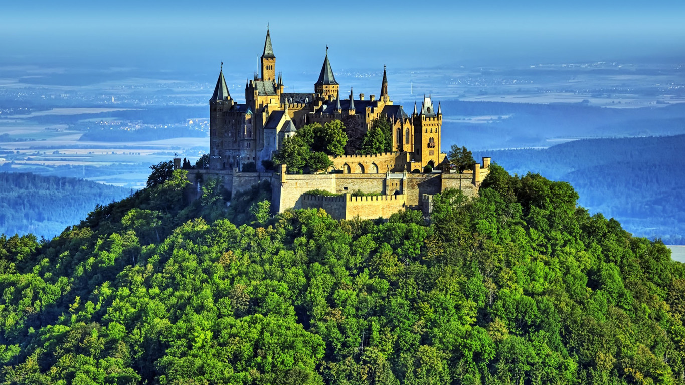 Best Hd Wallpapers Live Hd Wallpaper 3d - Castles On Top Of Mountains - HD Wallpaper 