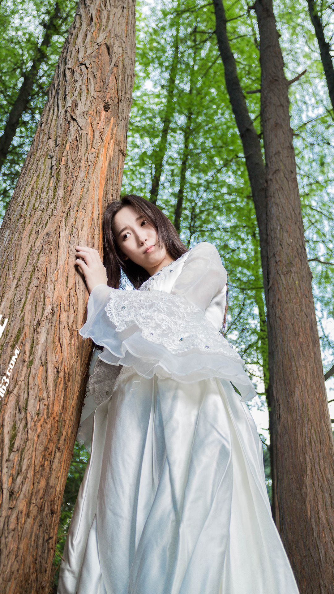 Natural Korean Girls Android Wallpaper - Korean Girl With Nature - HD Wallpaper 