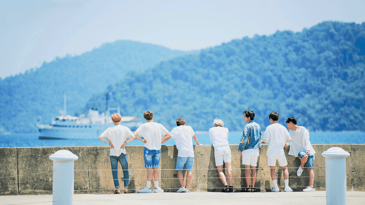 Bts Aesthetic Wallpaper Desktop - Bts Wallpaper Laptop Hd 2019 - HD Wallpaper 