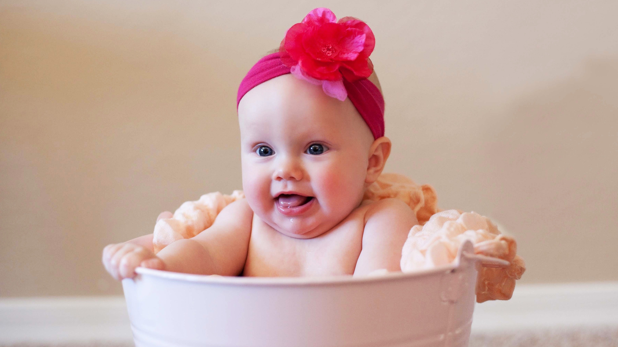 Cutest Baby Girl Wallpapers - Baby Images Hd Download Free - HD Wallpaper 
