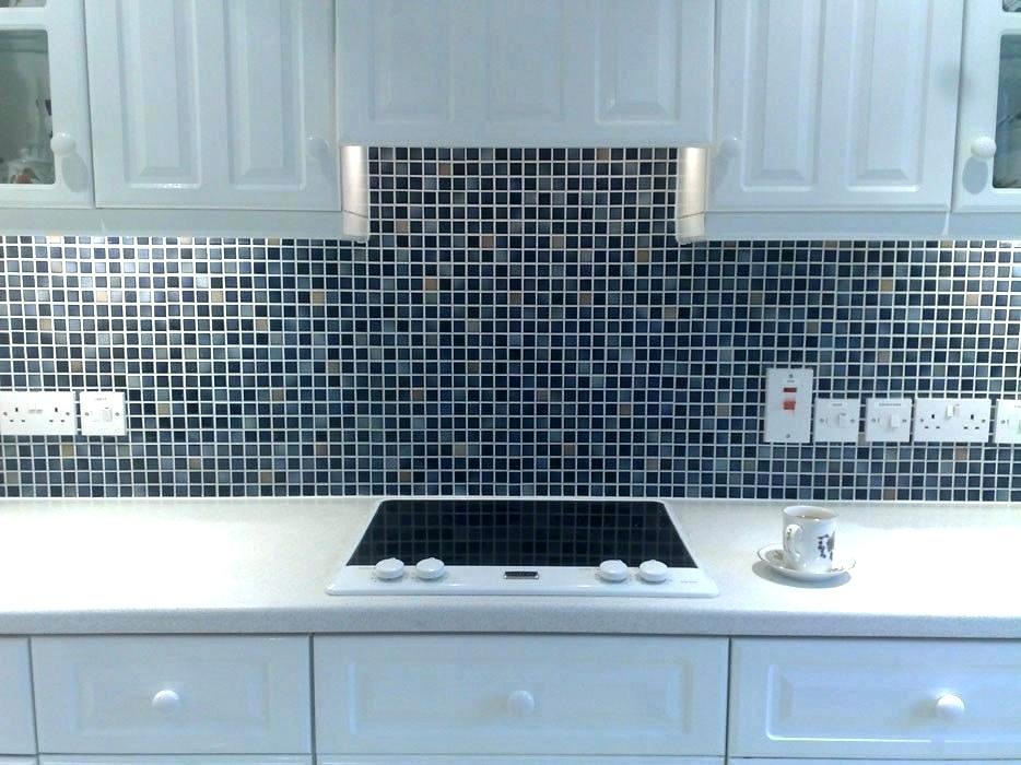 Tile For Kitchen Wall Blue Tile Kitchen Wallpaper Kitchen - Kitchen Tile Design Mosaic - HD Wallpaper 