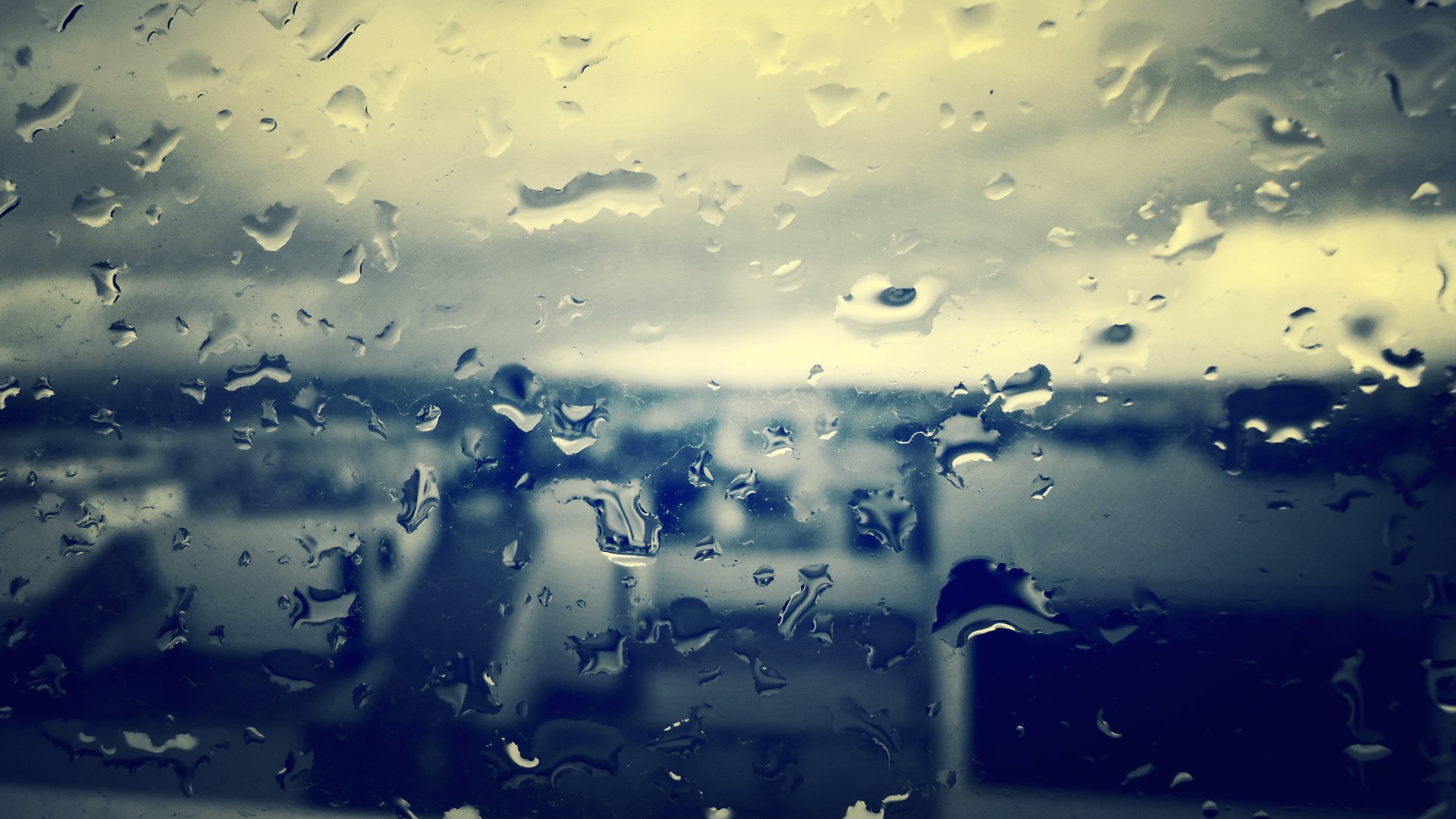 Rainy Day Hd Wallpaper - Good Morning Images Hd Rainy Day - HD Wallpaper 