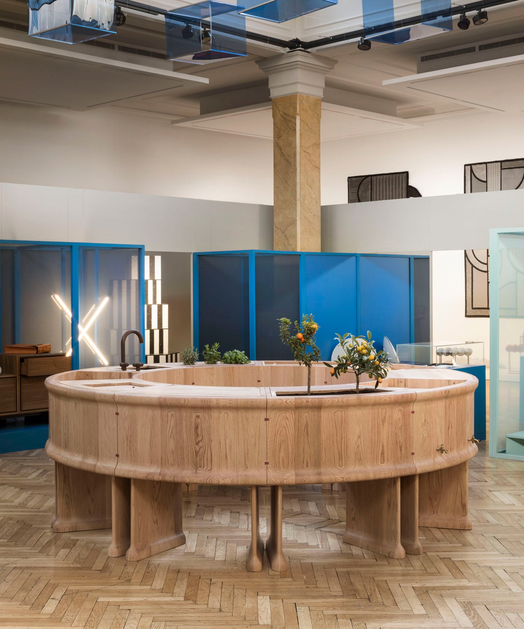 Wallpaper* Handmade X Celebrates Ten Years Of Unique - Blushing Bar Chan Eayrs - HD Wallpaper 