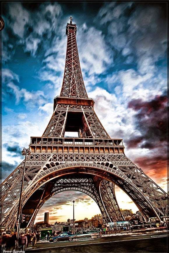 Eiffel Tower - HD Wallpaper 