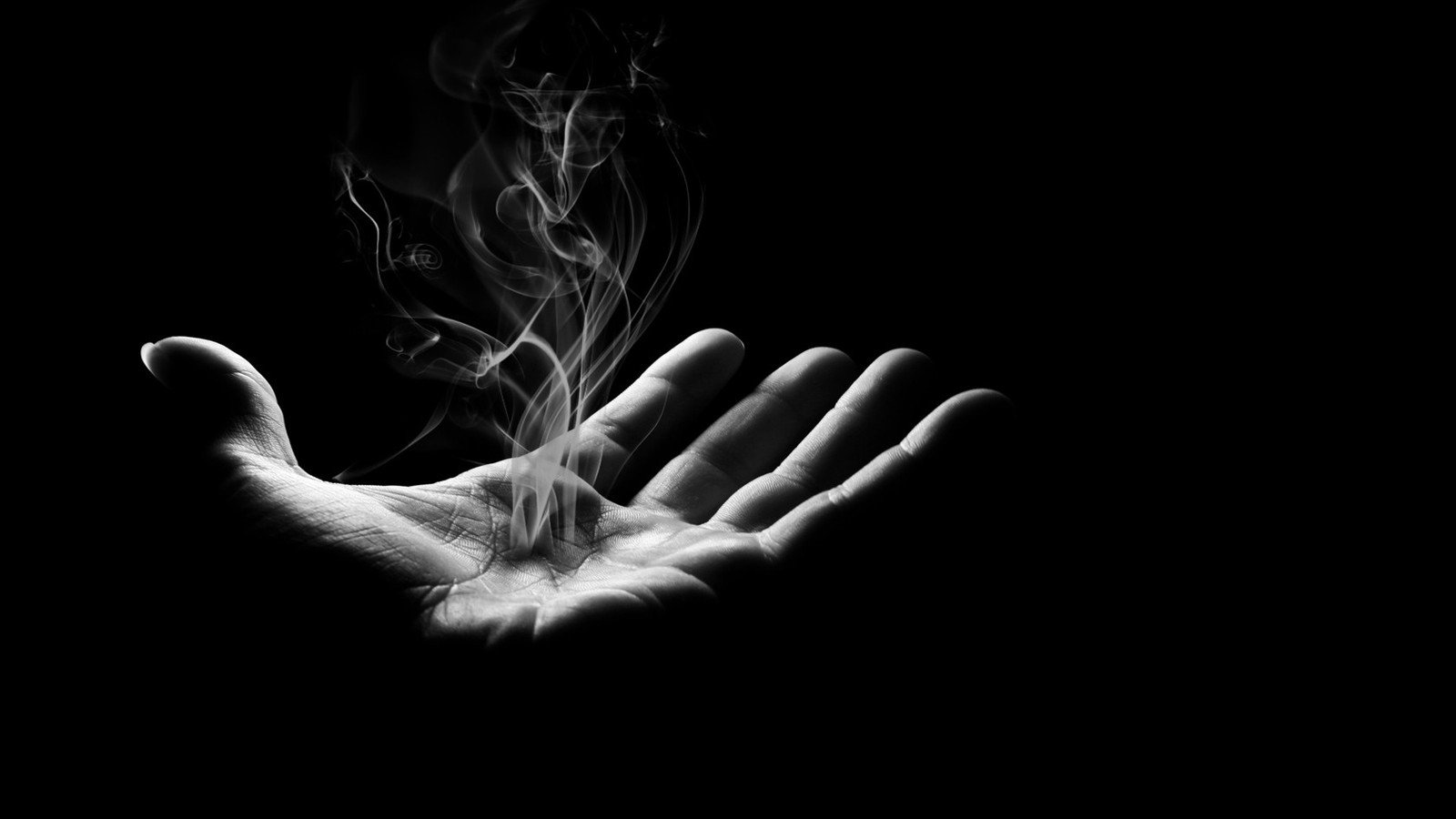 Smoke Art - HD Wallpaper 