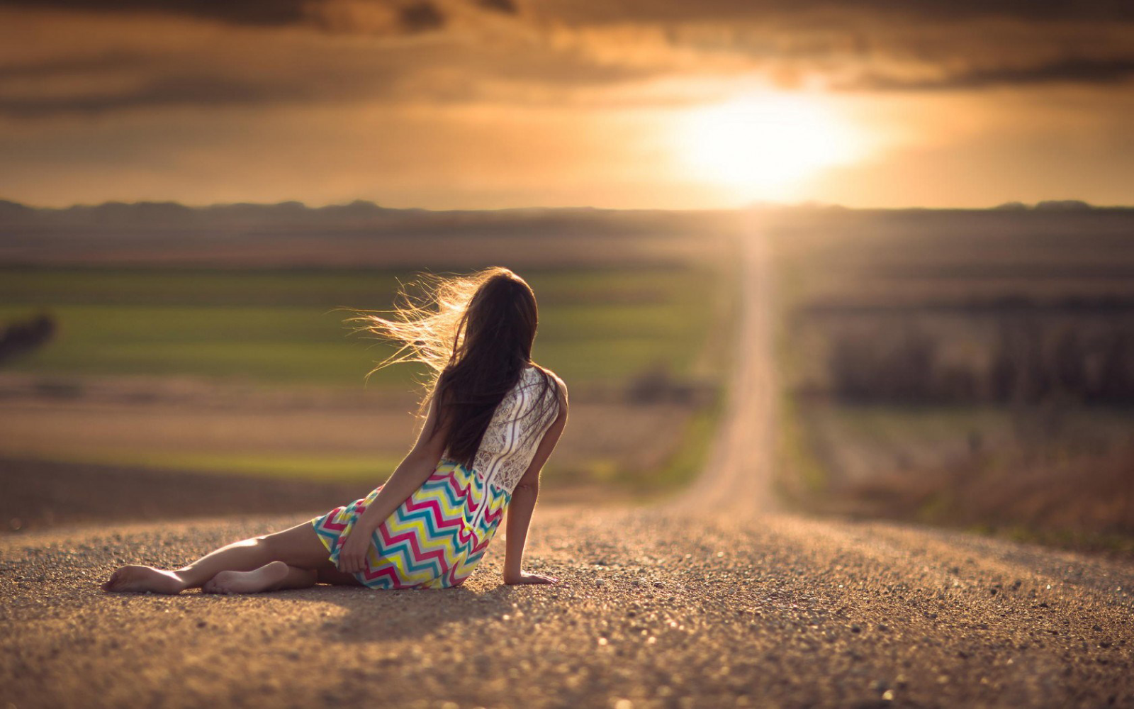 Sad Alone Girl Background - 1600x1000 Wallpaper Sad Alone Girl Background - 1600x1000 Wallpaper