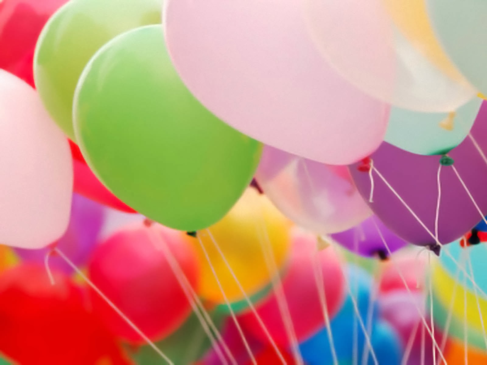 Wallpaper Cantik Untuk Hp, Laptop Dan Pc - Balloons Desktop - HD Wallpaper 