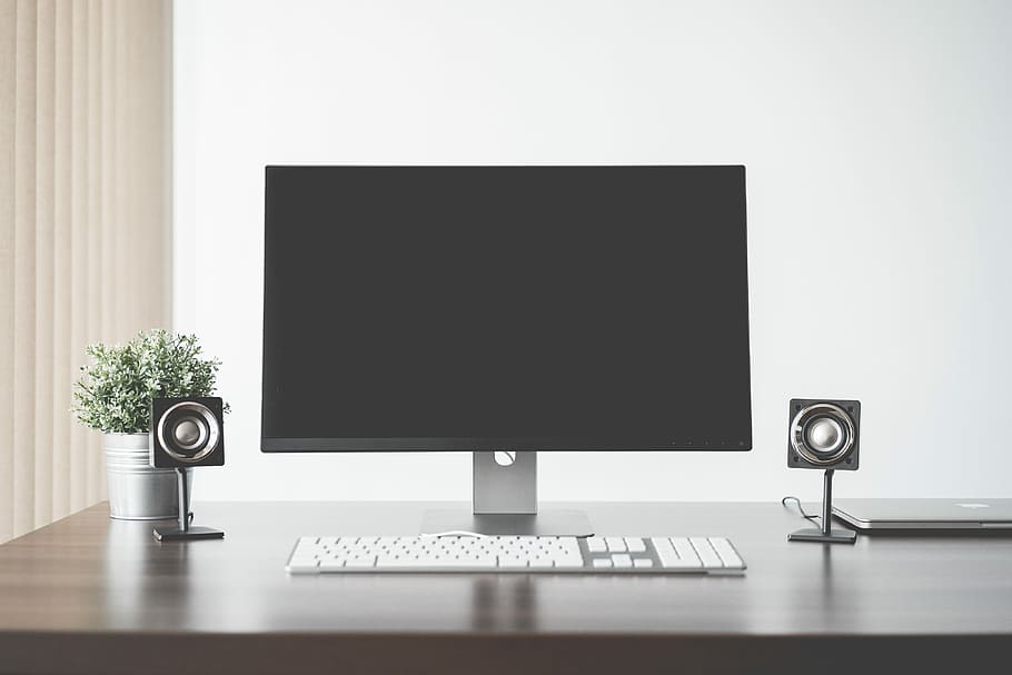 Minimalistic And Clean Home Office Cumputer Setup, - Clean Computer Desk Setup - HD Wallpaper 