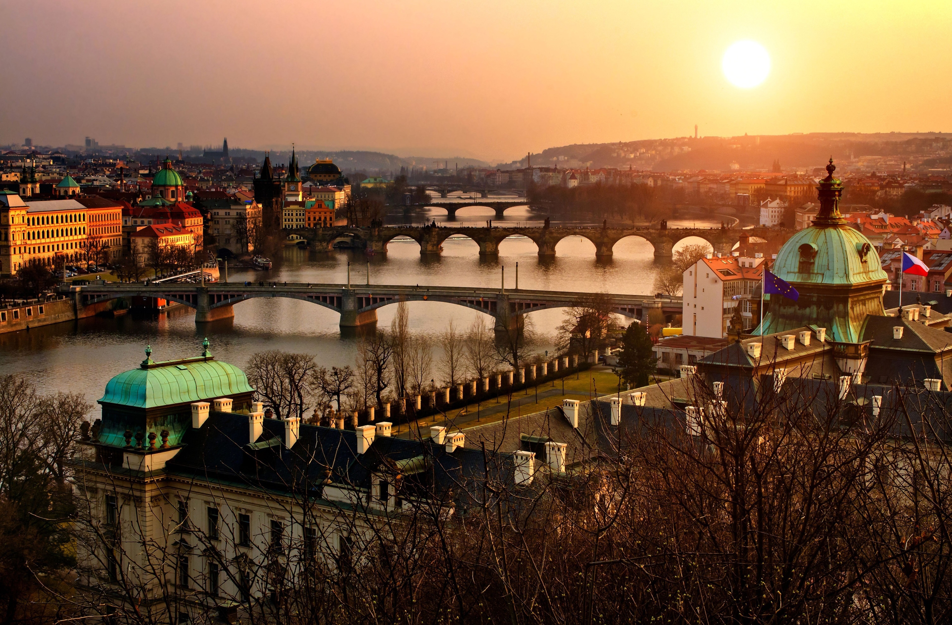 Praha - HD Wallpaper 