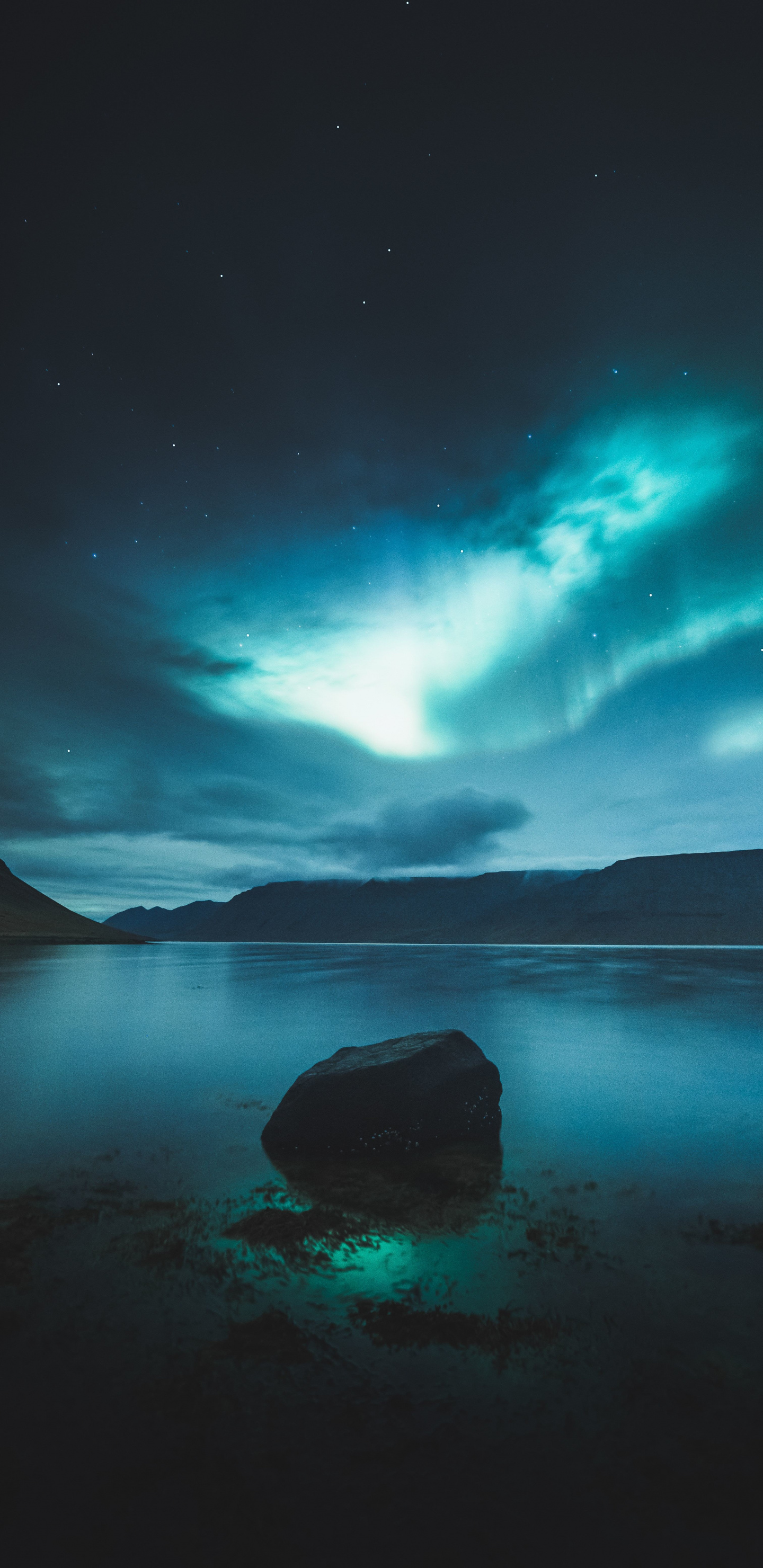 Northern Lights, Iceland, Lake, Wallpaper - Northern Lights Iphone X - HD Wallpaper 