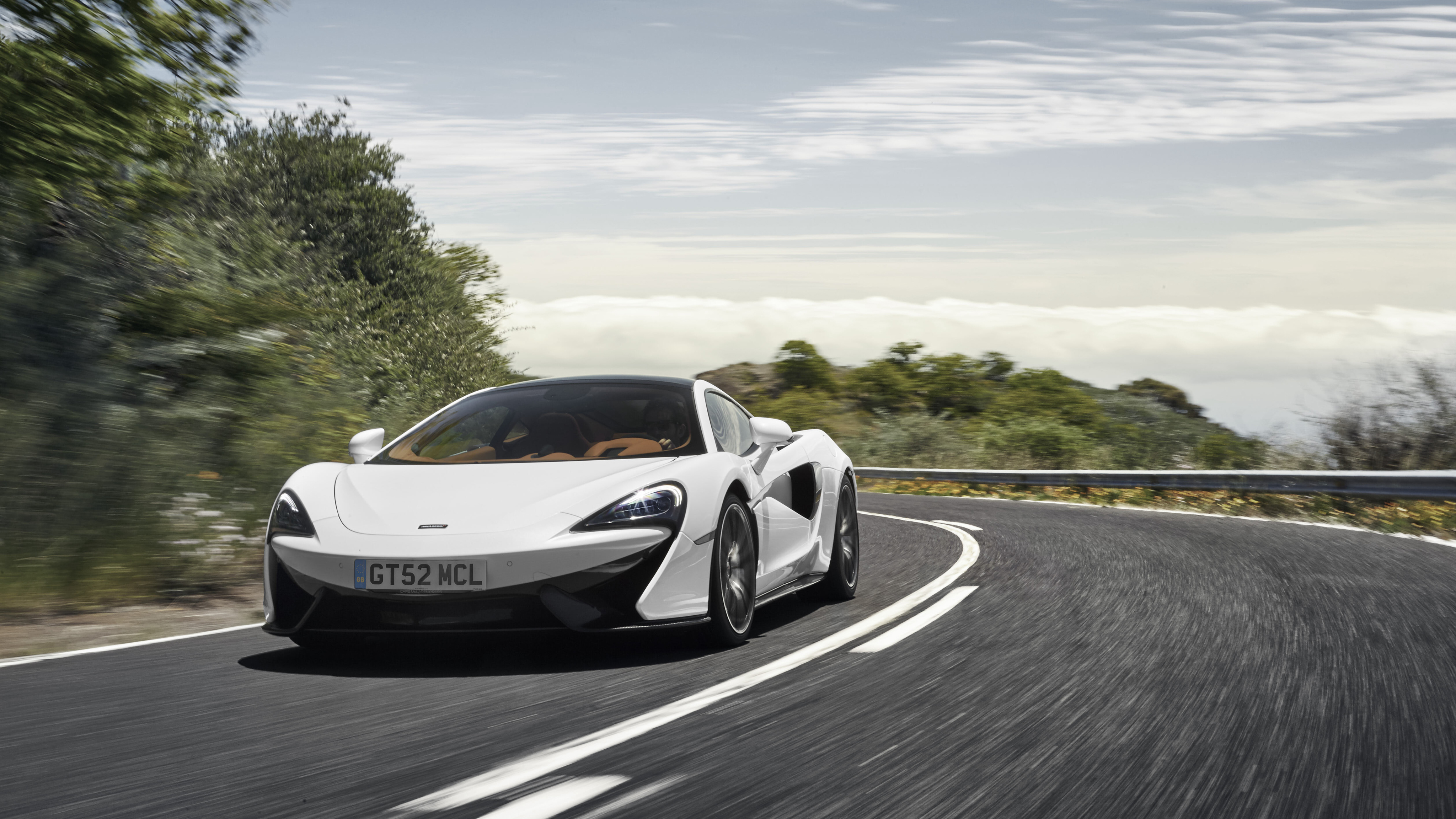 2018 Mclaren 570gt - HD Wallpaper 