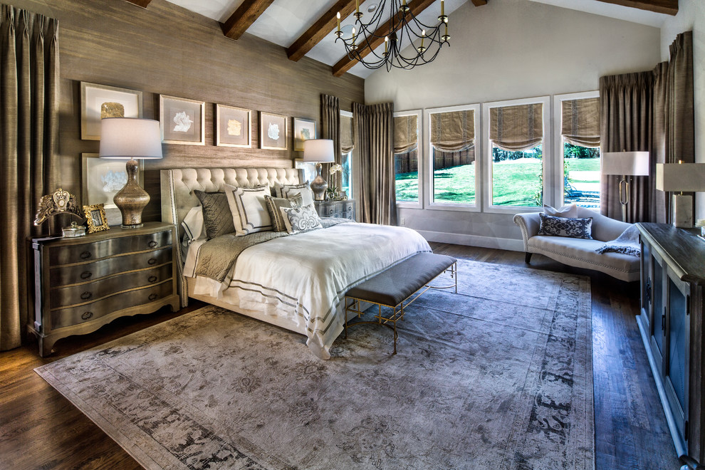 Wood Accent Wall And Cream Tufted Headboard Brown Wood - Bedroom - HD Wallpaper 