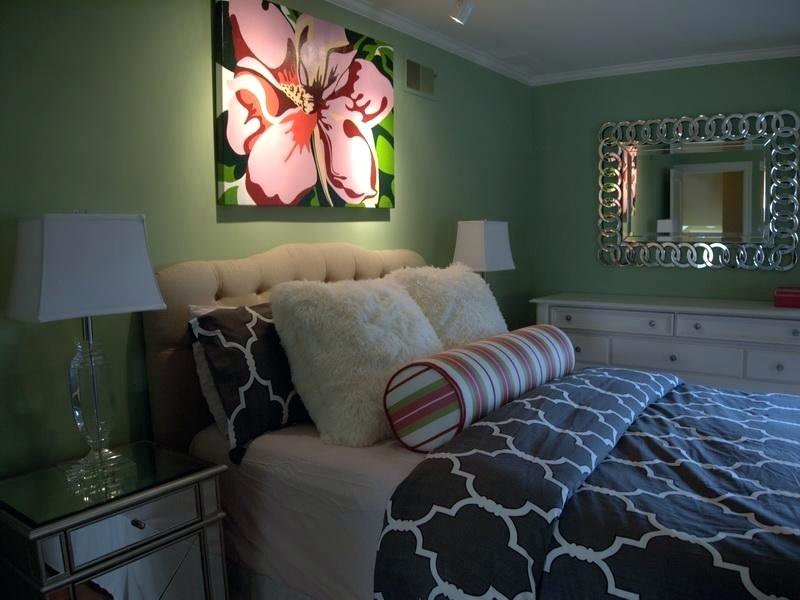 Designer Wallpaper Clearance Powder Bold Flower Murals - HD Wallpaper 