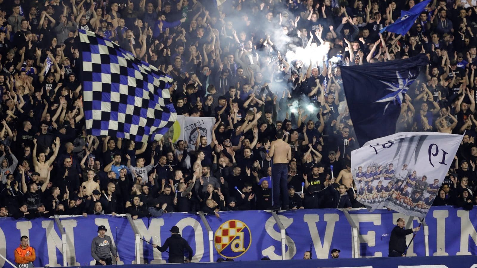 Audience - HD Wallpaper 