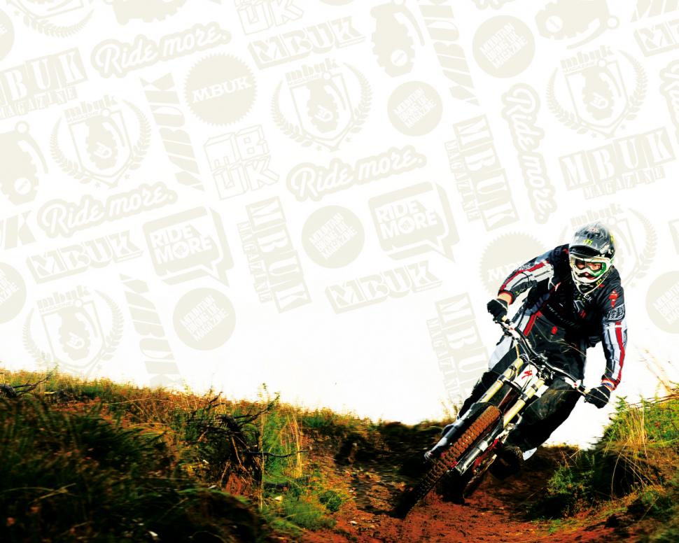 Mtb Downhill Bike Sport Wallpaper,bike Wallpaper,down - Background Mountain Bike - HD Wallpaper 