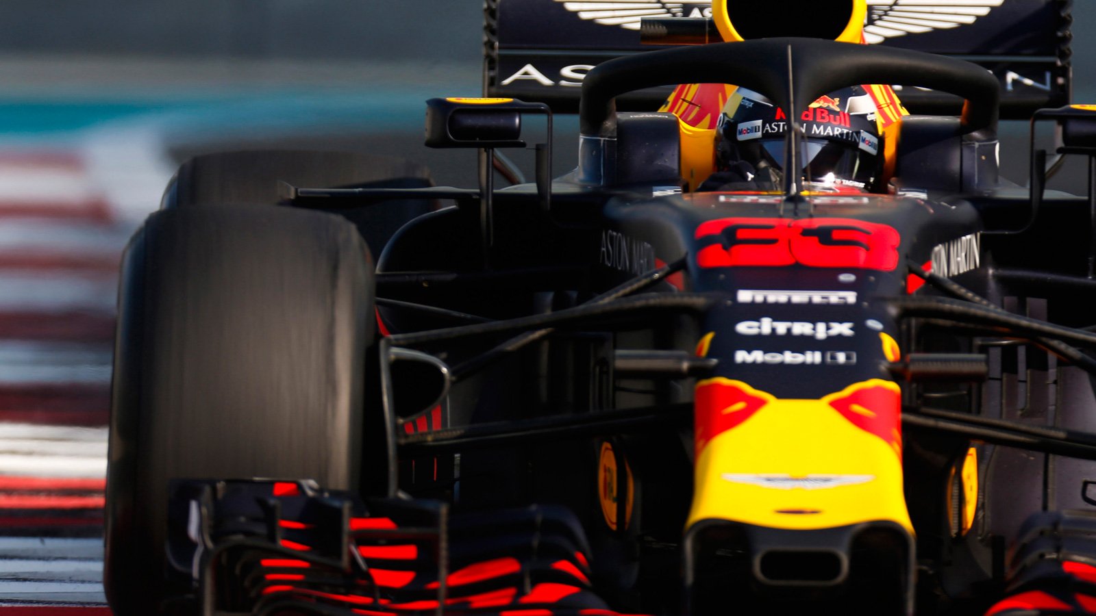 Red Bull Racing F1 2019 - HD Wallpaper 