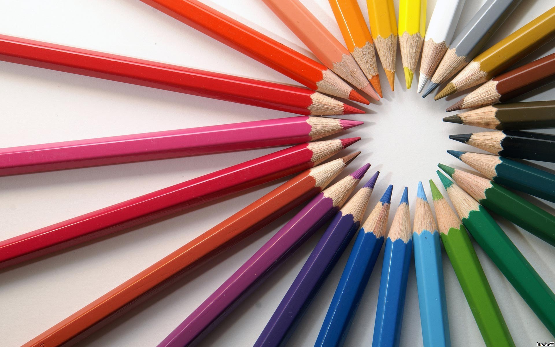 Color Pencil Art Wallpaper In Hd And Widescreen Resolutions - Colored Pencils - HD Wallpaper 