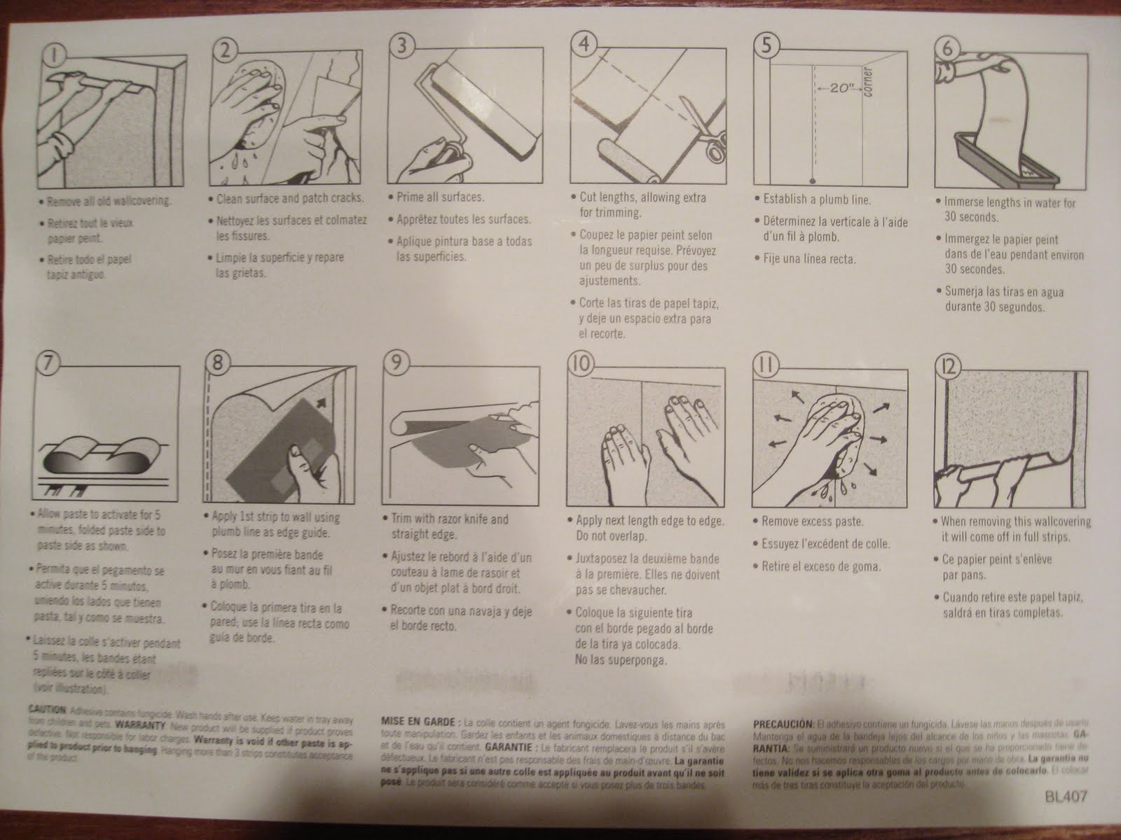 Stick Wallpaper On Wall - HD Wallpaper 