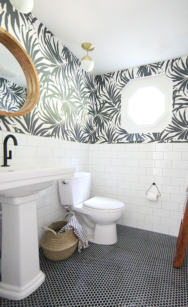 Subway Tile Wallpaper Bathroom - HD Wallpaper 