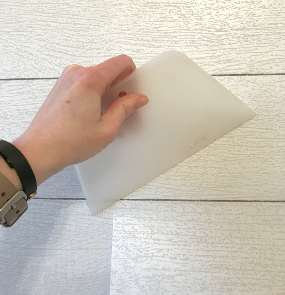 Hanging Shiplap Wallpaper - Paper - HD Wallpaper 