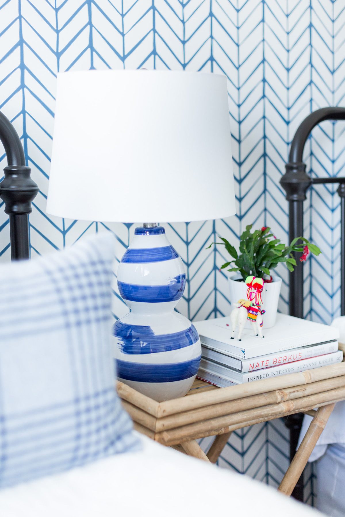 Guest Room 1200x1800 Wallpaper teahub.io