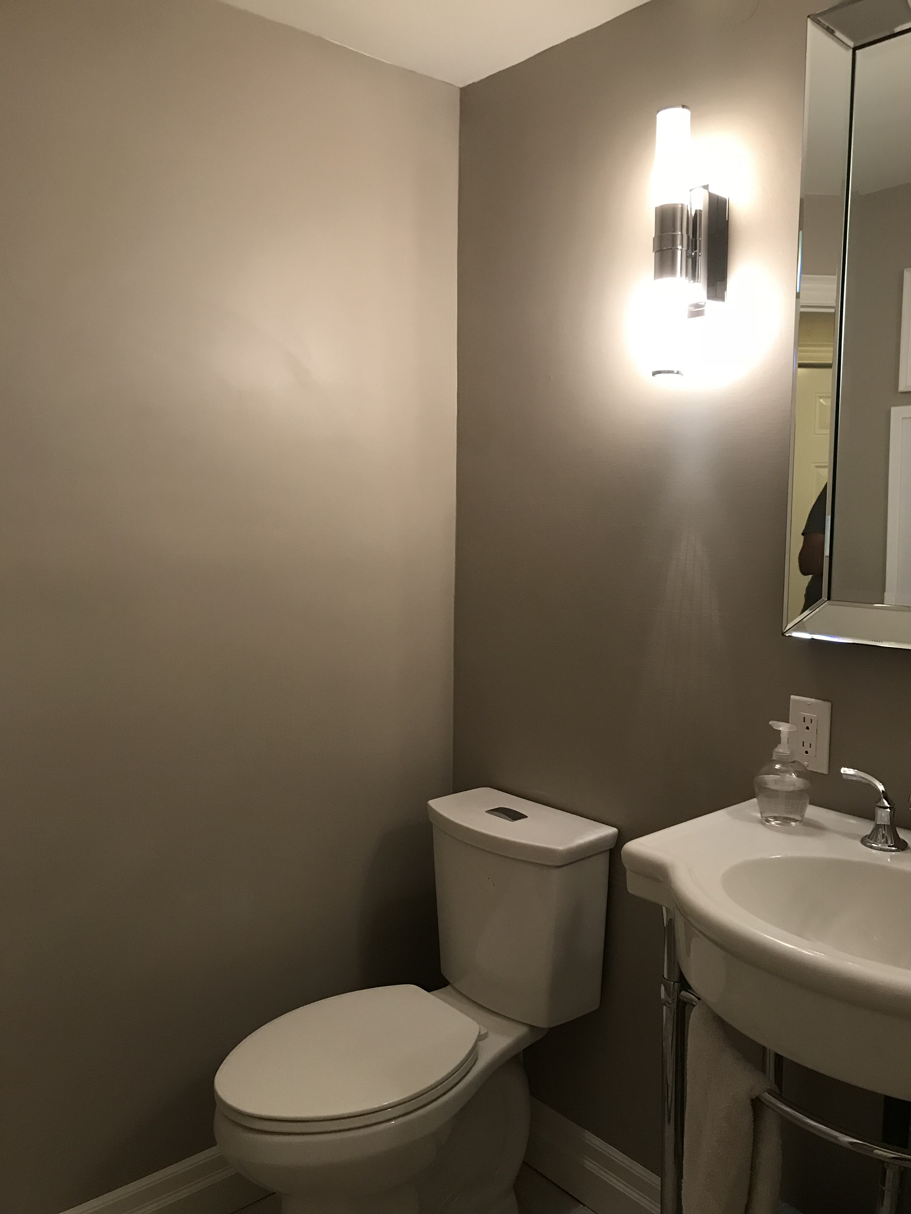 Bathroom Sink - HD Wallpaper 