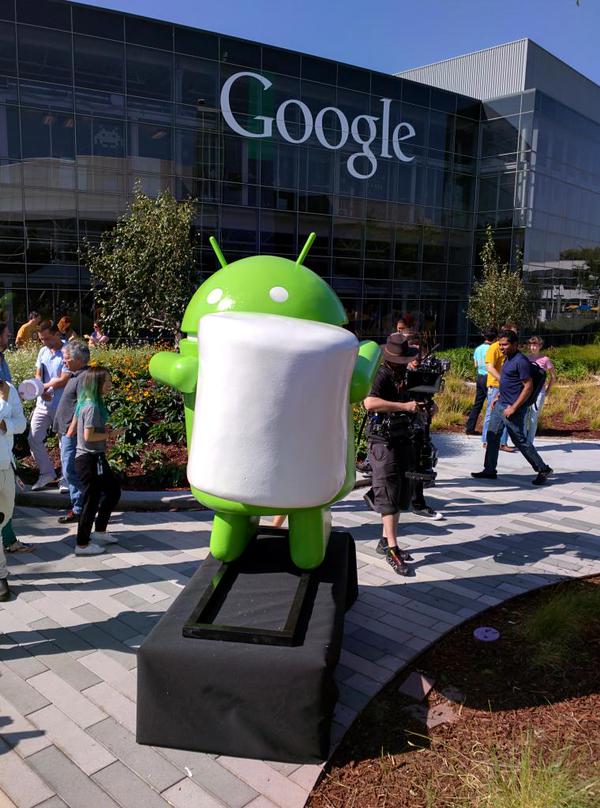 Android Marshmallow Statue - HD Wallpaper 