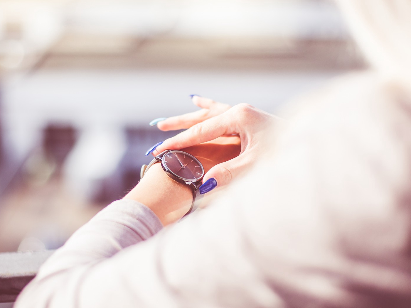 Wallpaper Girl, Watches, Hand, Manicure - Girl Hand Watch And Rings - HD Wallpaper 