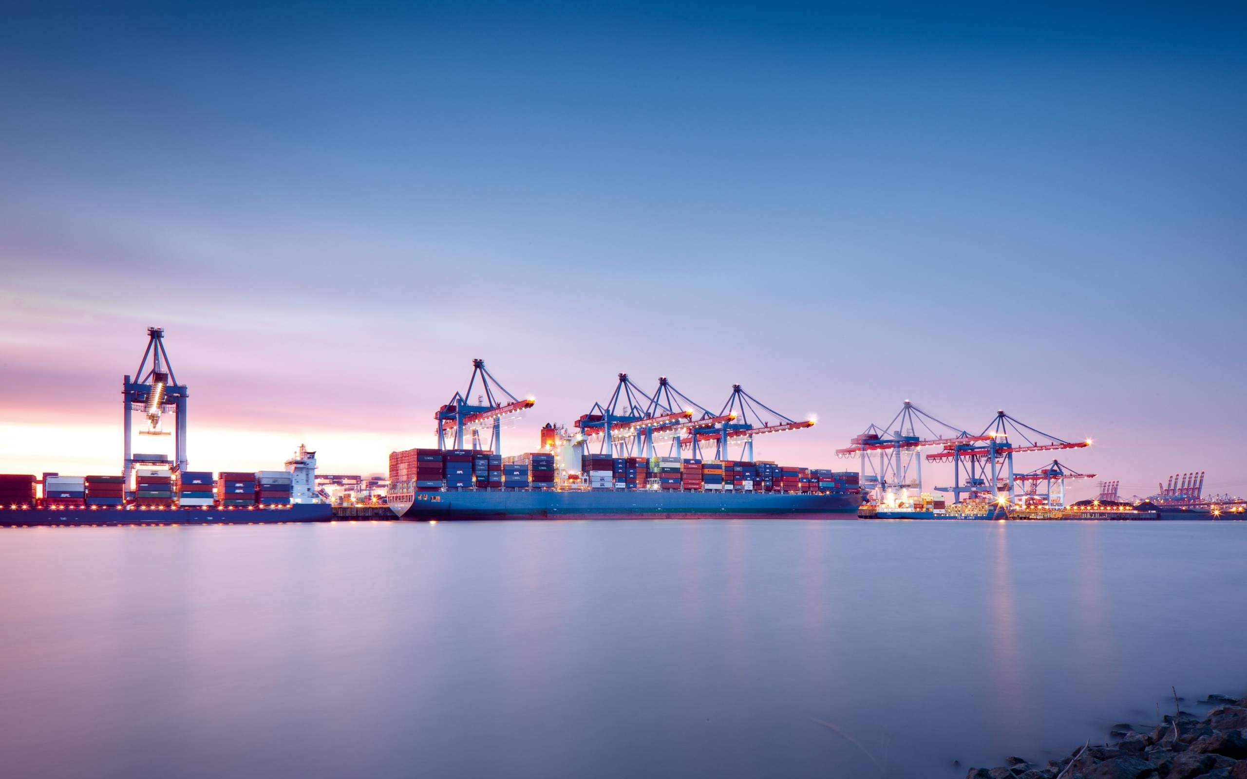 Container Terminal - HD Wallpaper 