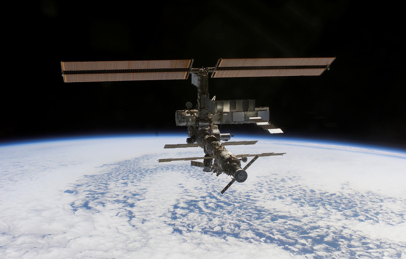 Photo Wallpaper Space, Clouds, Earth, Iss - Exosphere Atmosphere - HD Wallpaper 