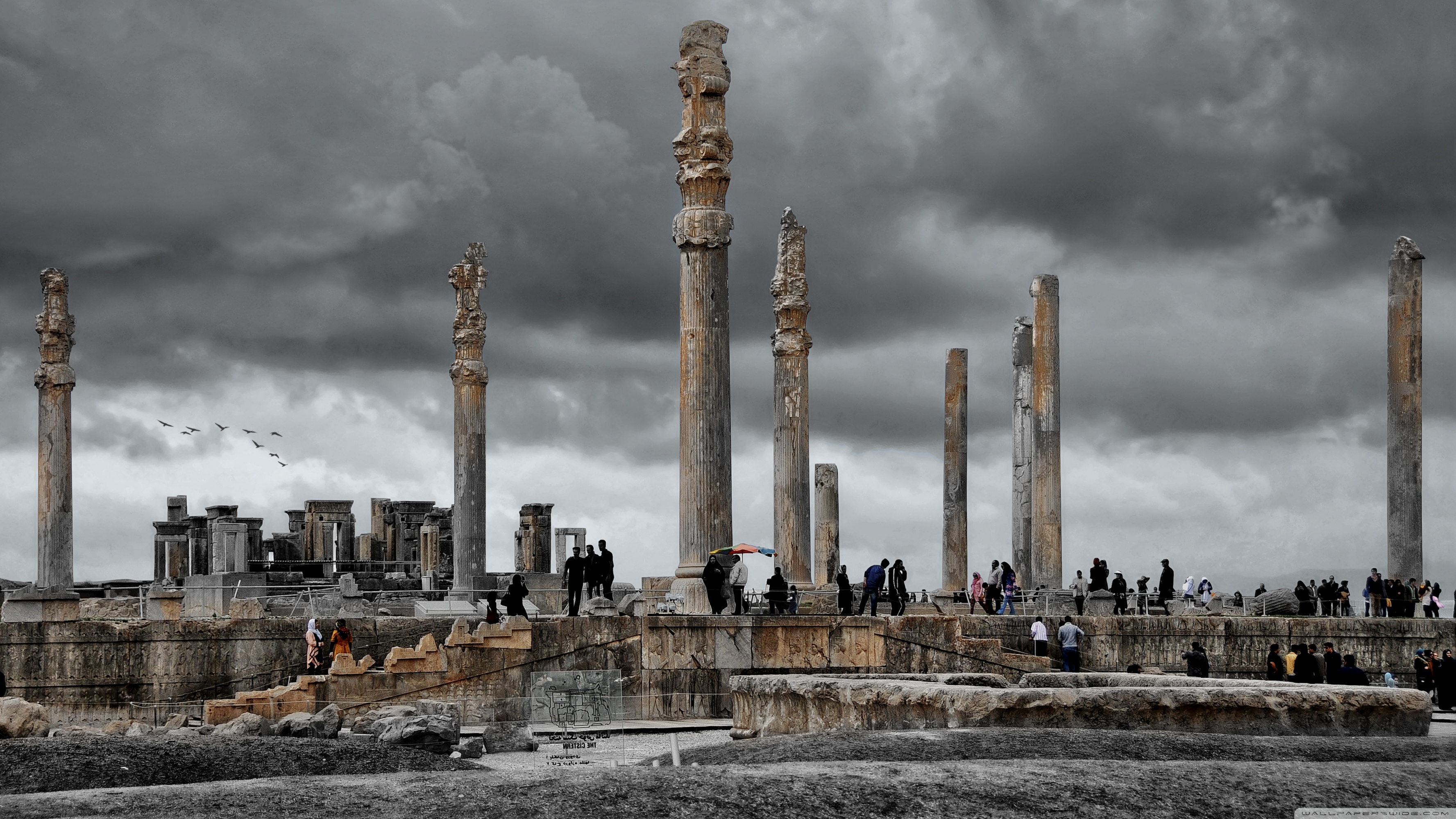 Persepolis Wallpaper 4k - HD Wallpaper 