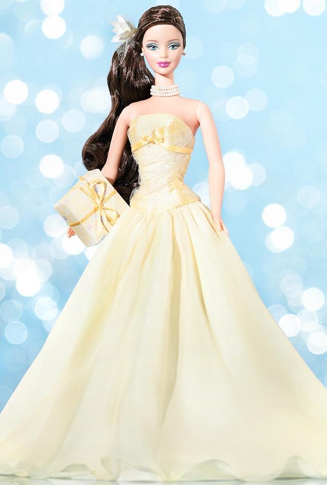 Sweet Barbie Wallpapers - Barbie Princess Doll Hd - 640x950 Wallpaper -  