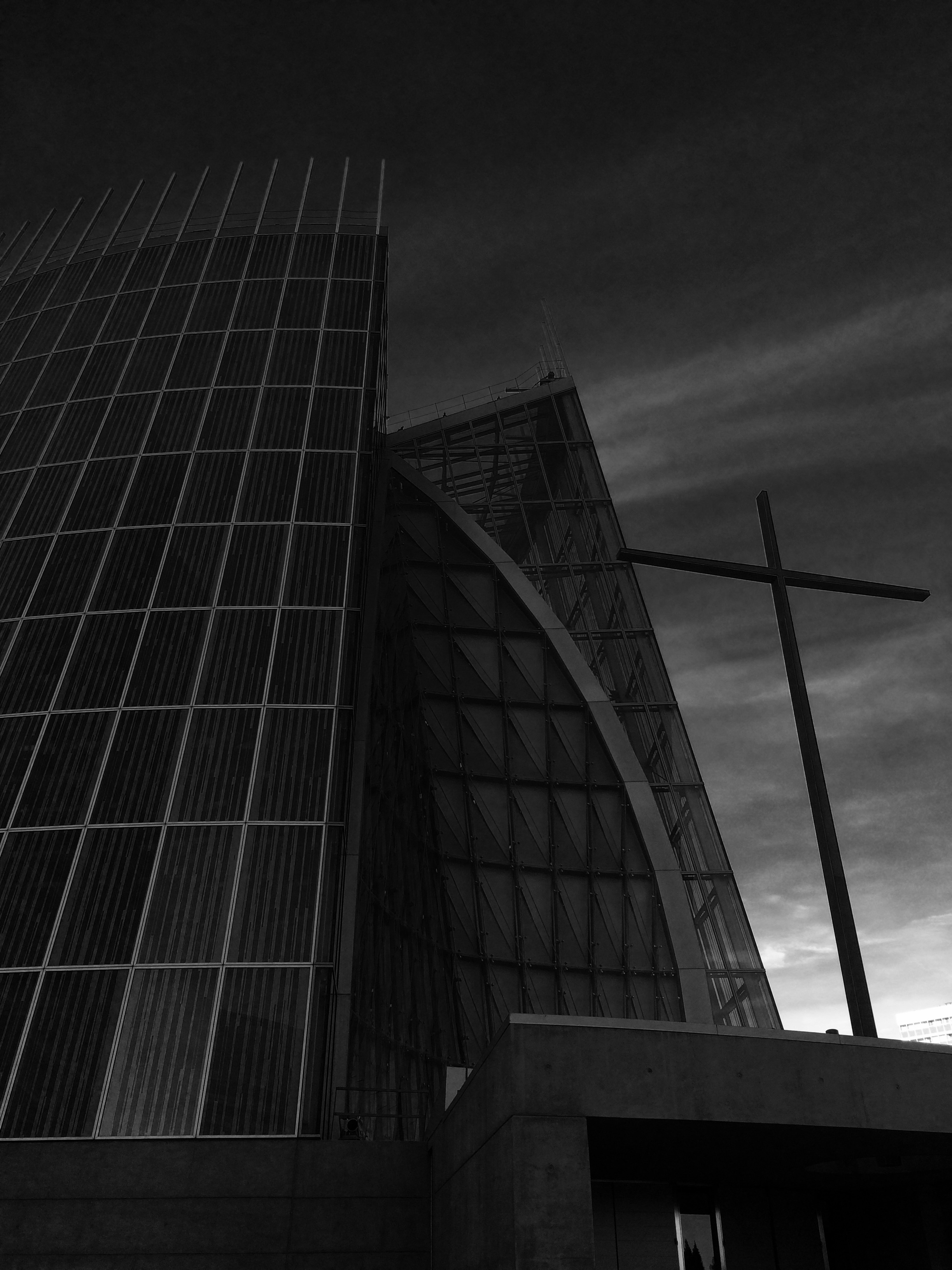 Christ The Light Cathedral - HD Wallpaper 