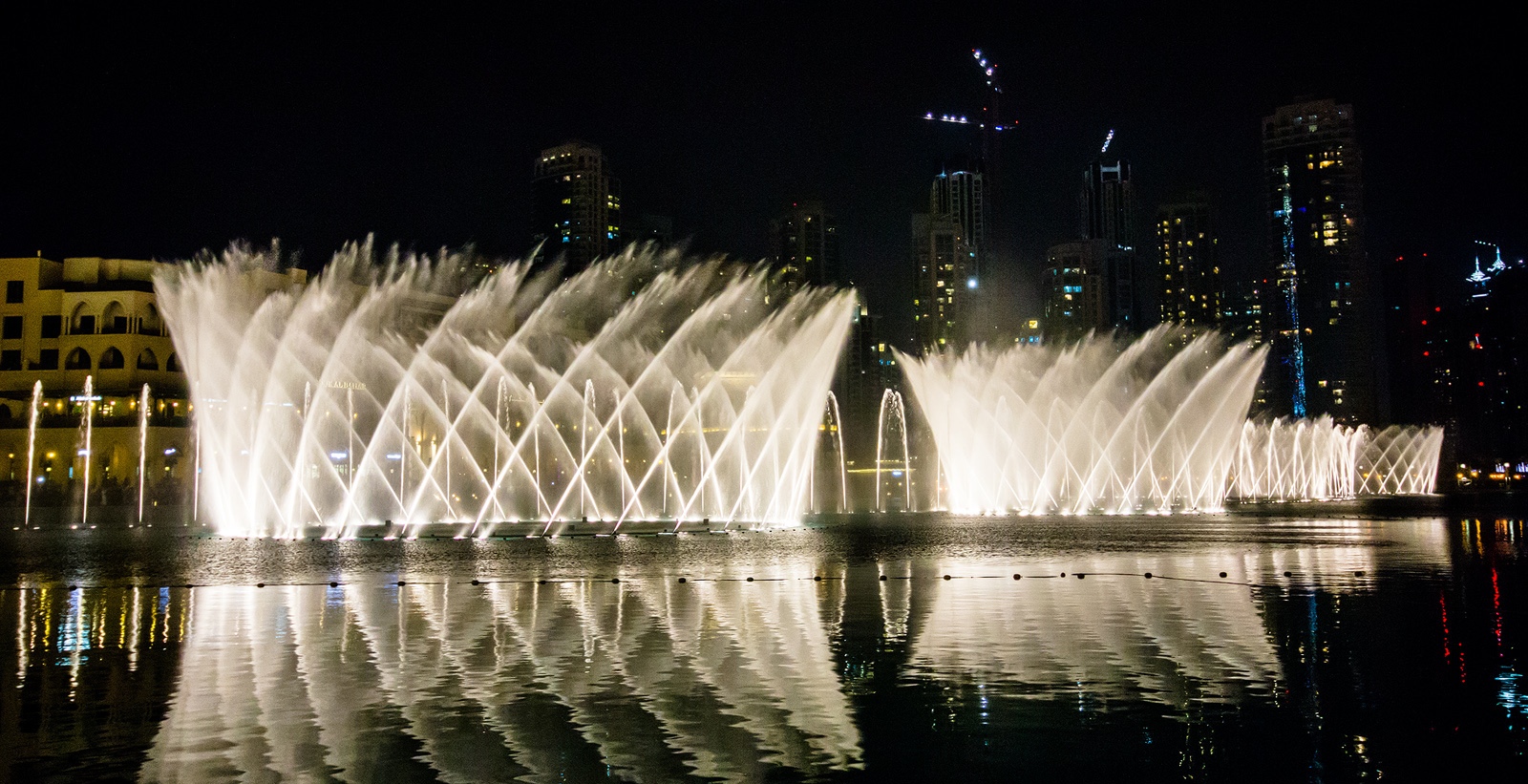 Dubai Mall Dancing Fountain - HD Wallpaper 