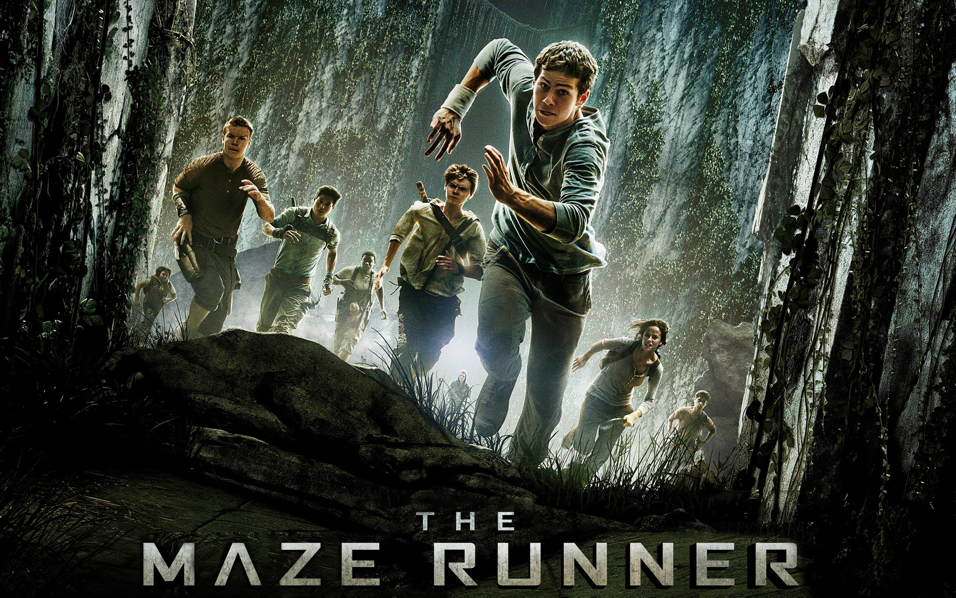 2014 The Maze Runner Movie Hd Wallpaper - Maze Runner 2014 Poster - HD Wallpaper 