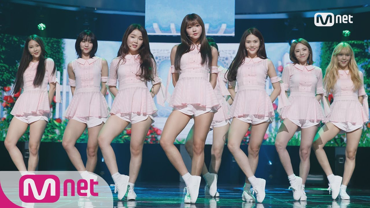 Oh My Girl On Stage - HD Wallpaper 