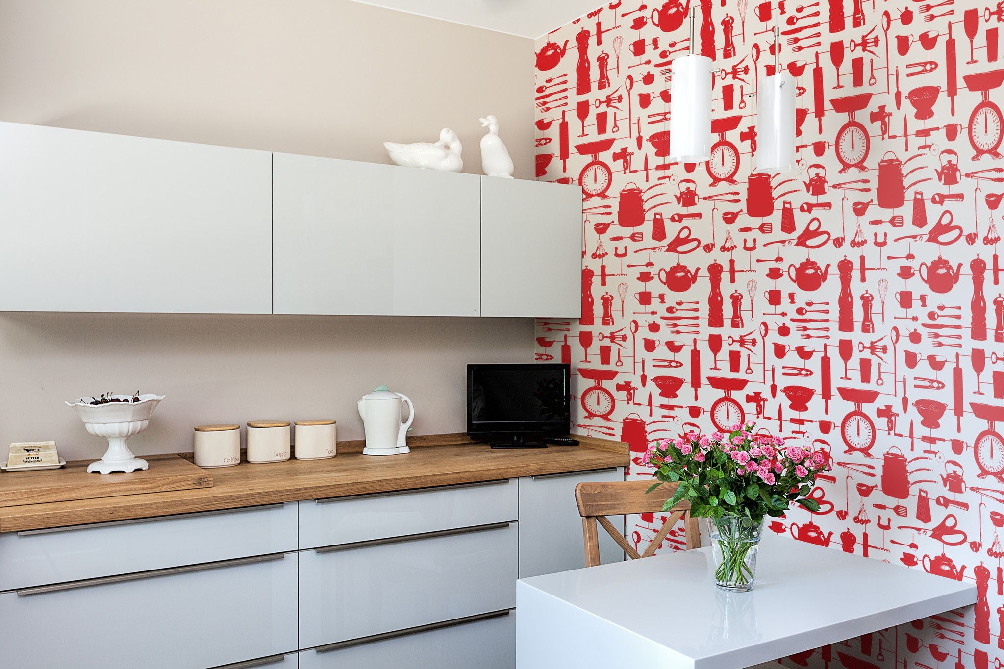 Red Wallpaper Kitchen Ideas - HD Wallpaper 