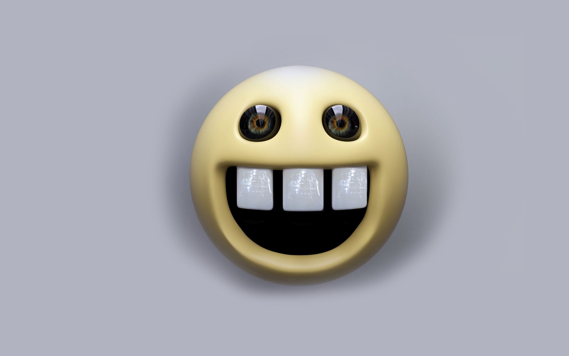 Crazy Funny Smiley Photos - Wallpaper - HD Wallpaper 