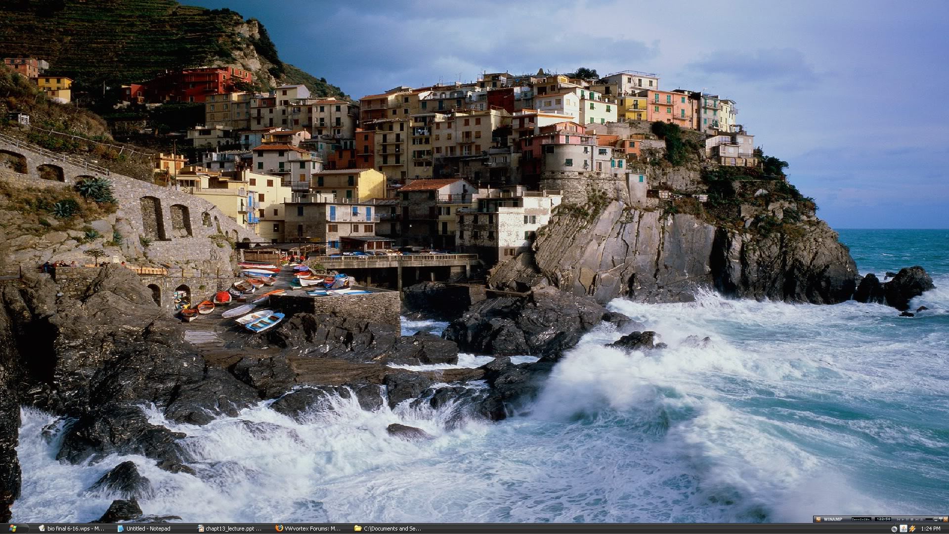 Manarola - HD Wallpaper 