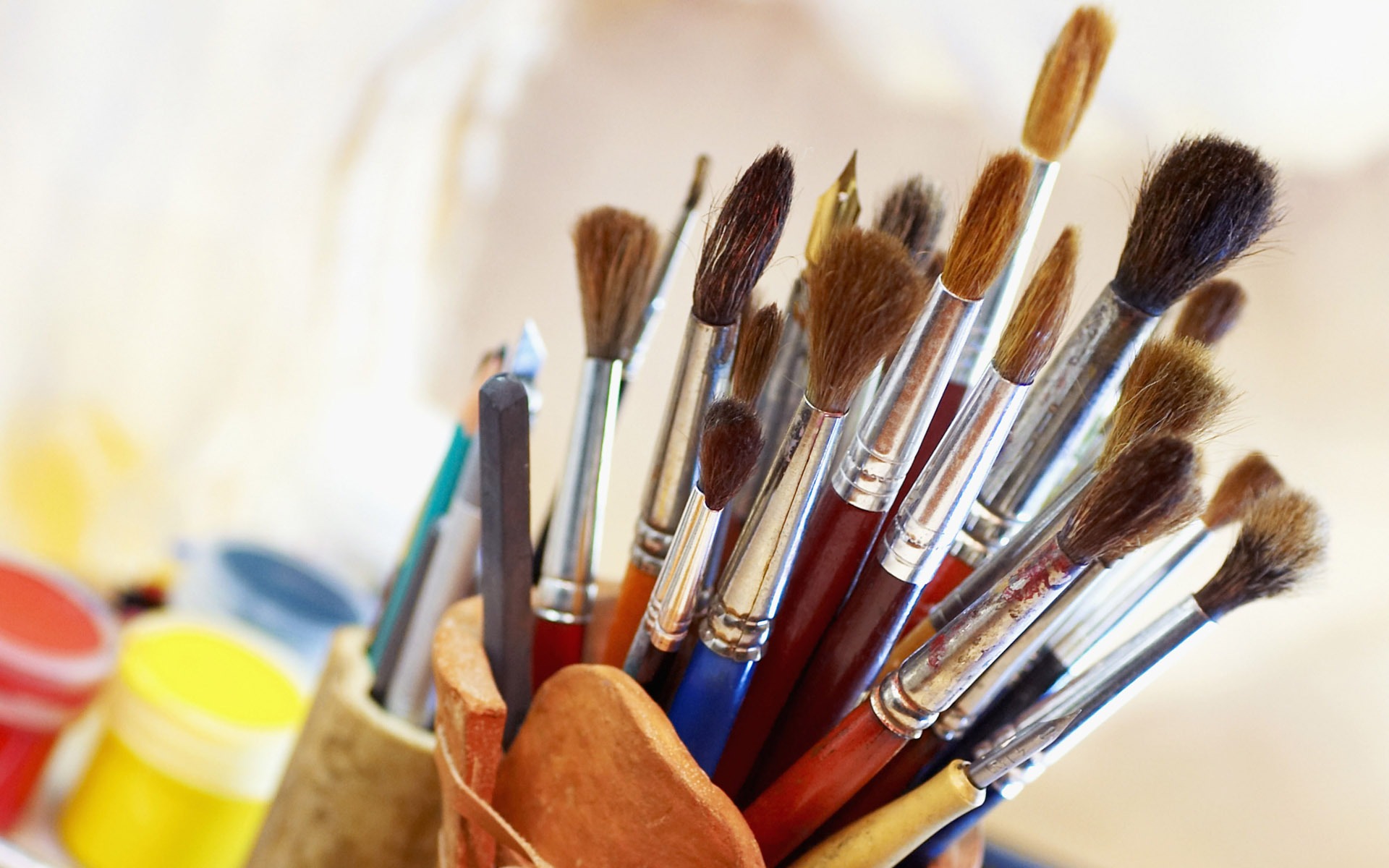 Colorful Wallpaper Paint Brushes - Paint Brushes - HD Wallpaper 