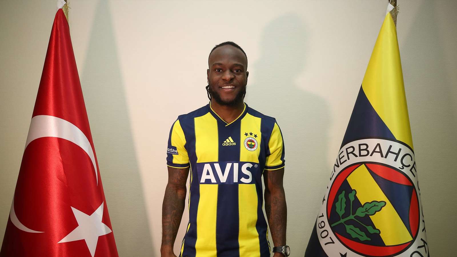 Fenerbahçe Victor Moses Transferini Resmen Açıkladı - Victor Moses Fenerbahçede - HD Wallpaper 