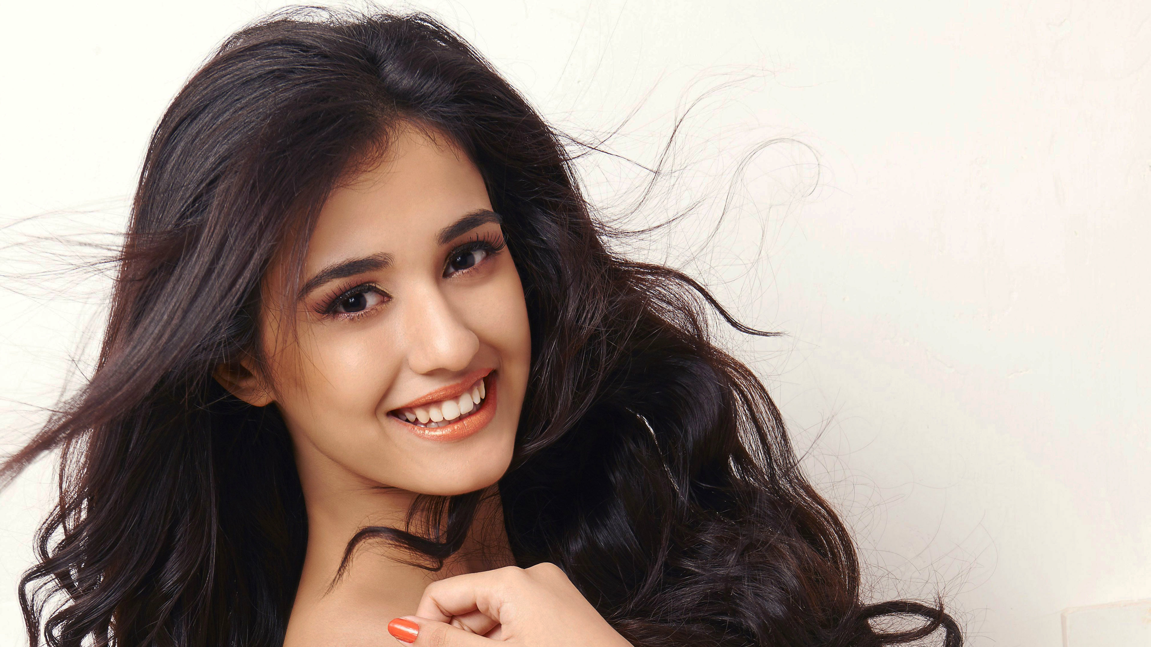 Disha Patani Hd - HD Wallpaper 