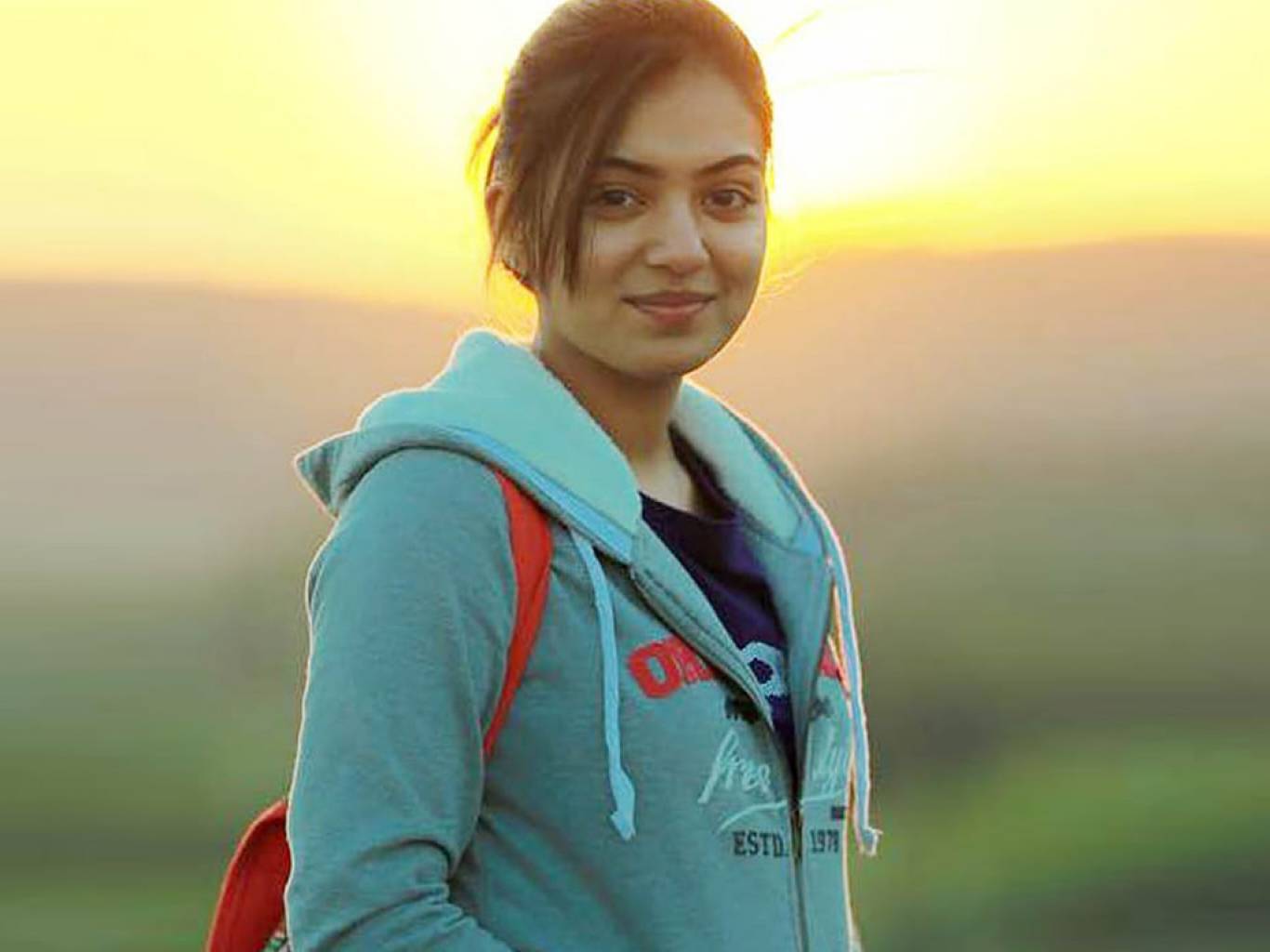 Nazriya Nazim Wallpapers - Nazriya Nazim - HD Wallpaper 