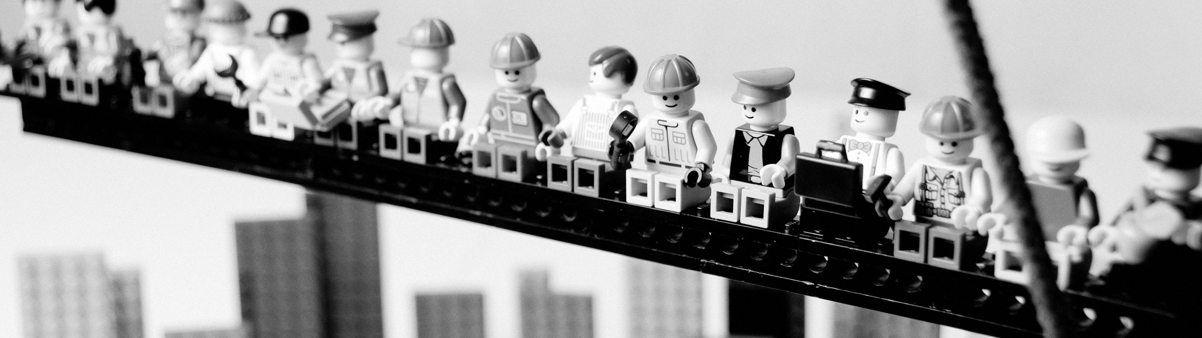 Lunch Atop A Skyscraper Lego - HD Wallpaper 