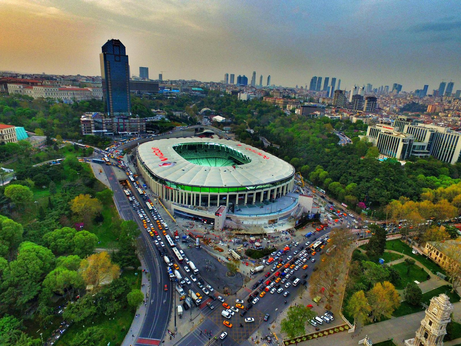 Istanbul Vodafone Arena - HD Wallpaper 