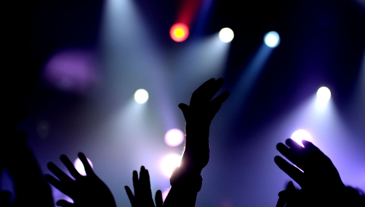 Dance Party Room Urban Home Designing Trends • - Hd Wallpaper Of Party - HD Wallpaper 