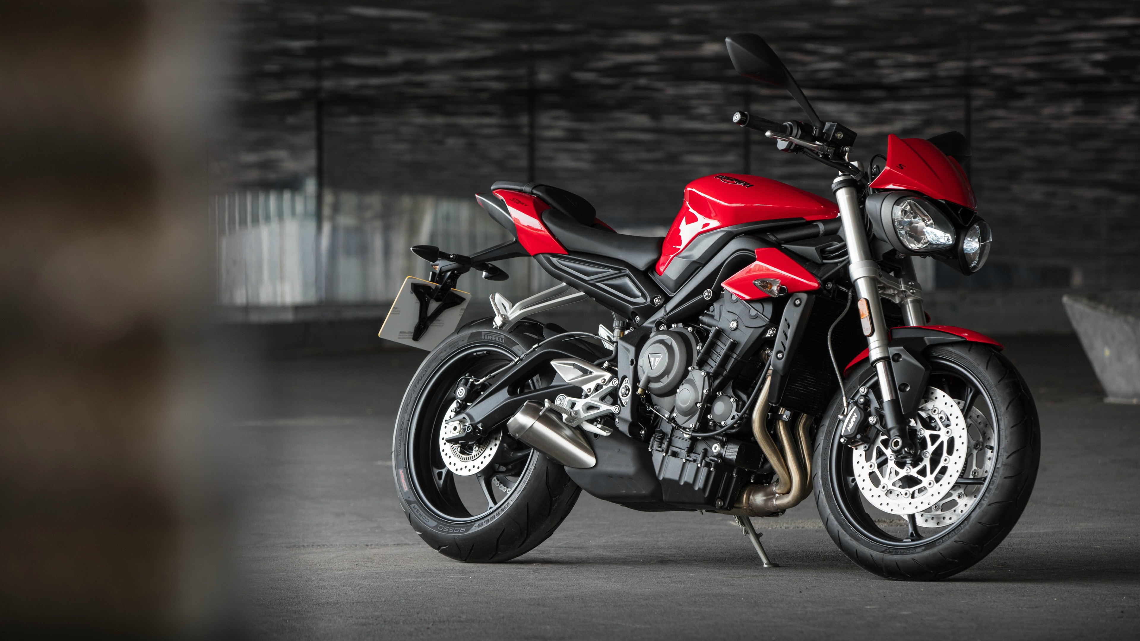 Triumph Street Triple Red Bike Wallpaper - Triumph Street Triple S - HD Wallpaper 