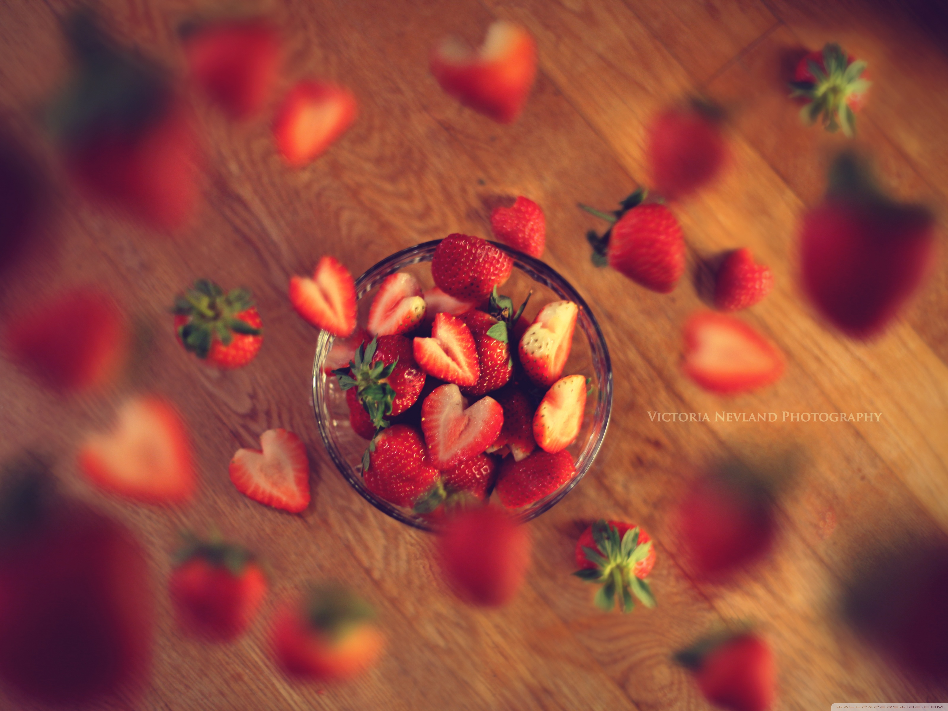 Strawberry Wallpapers For Mobile - HD Wallpaper 