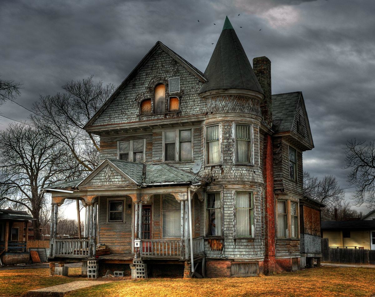 Nice Old House - Old Haunted House - HD Wallpaper 