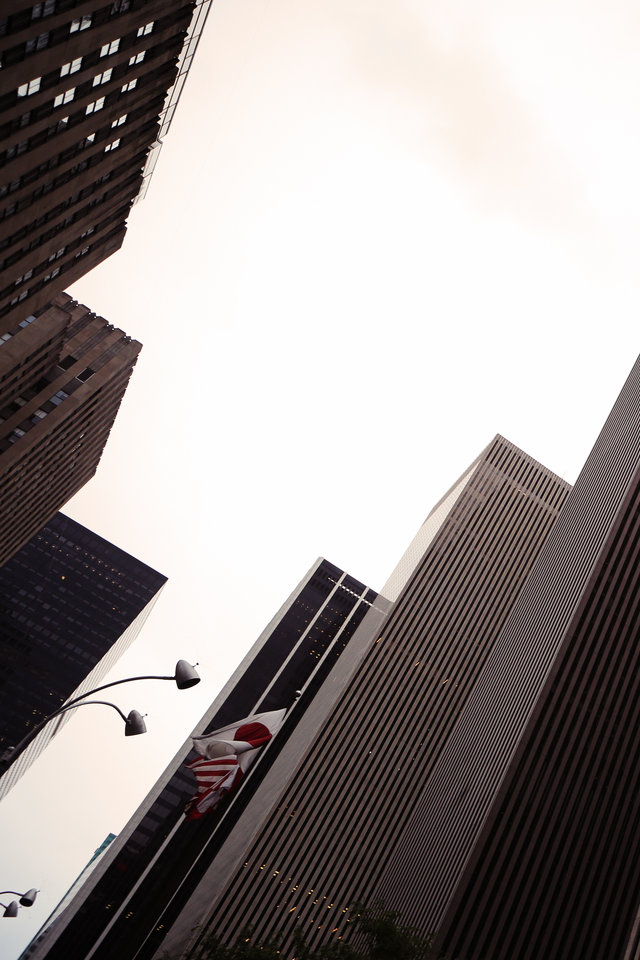 Sky Skyline Buildings New York - Electrical Engineering Fond D Ecran Iphone - HD Wallpaper 